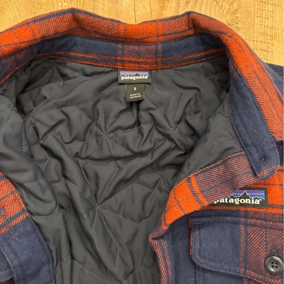 Patagonia Women's Insulated Fjord Flannel Jacket, Size S - Picture 4 of 4